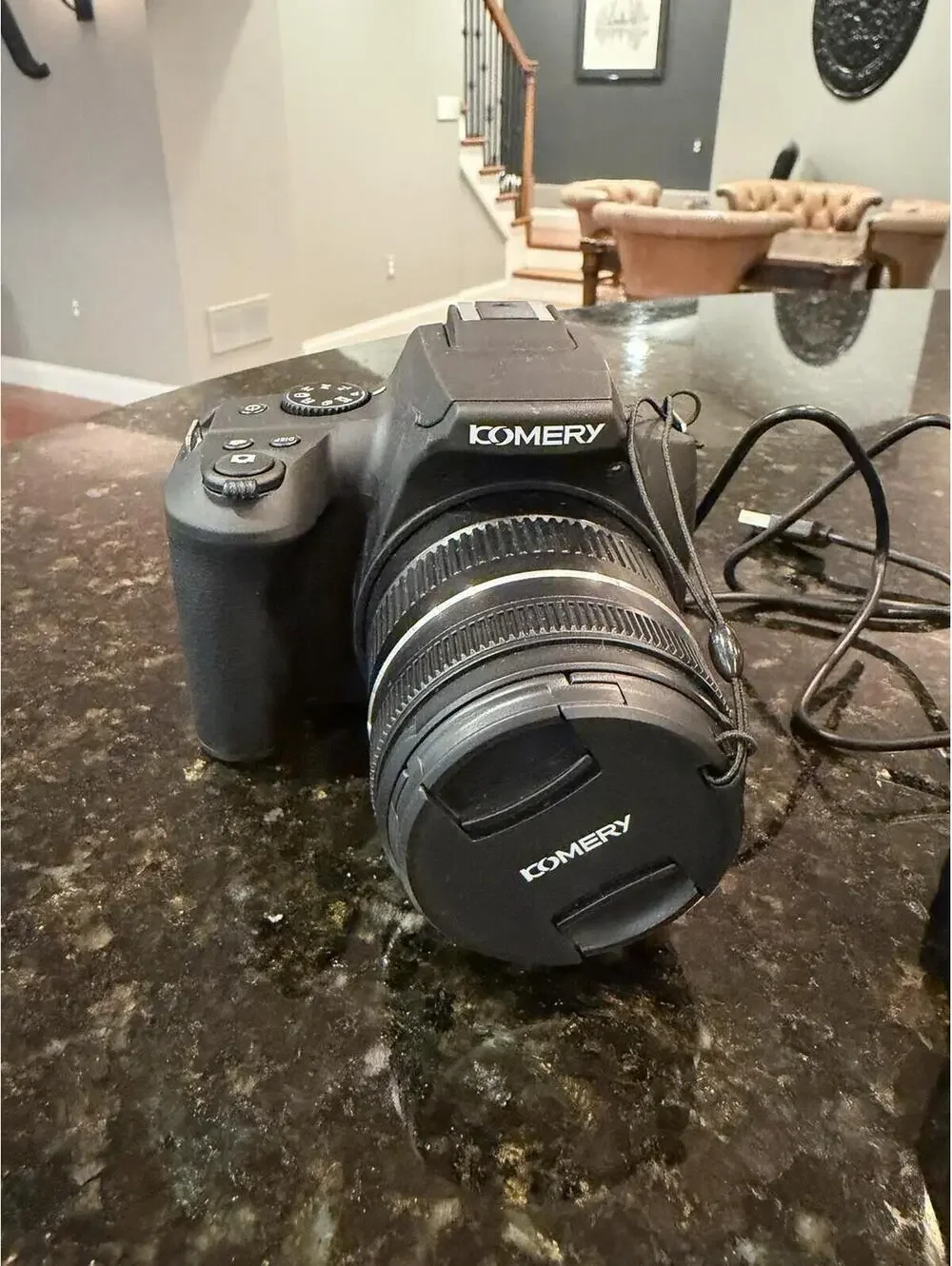 Komery W2 64MP Wifi Camera 10X Zoom Lens W/Batteries & Charger